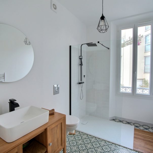 {"discarded_img":0,"scene":2}