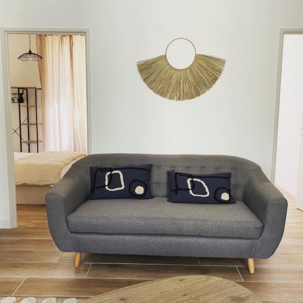 7199EE37-51D5-4BCC-9F1D-E26A603E902C