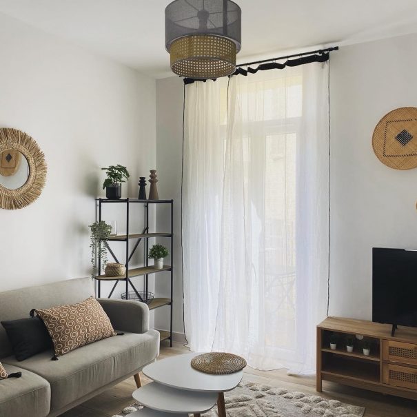 E9E887E1-DD73-4254-8208-BDC17DBA0E87