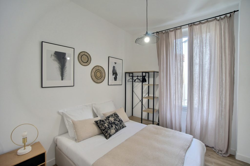 {"discarded_img":0,"scene":2}